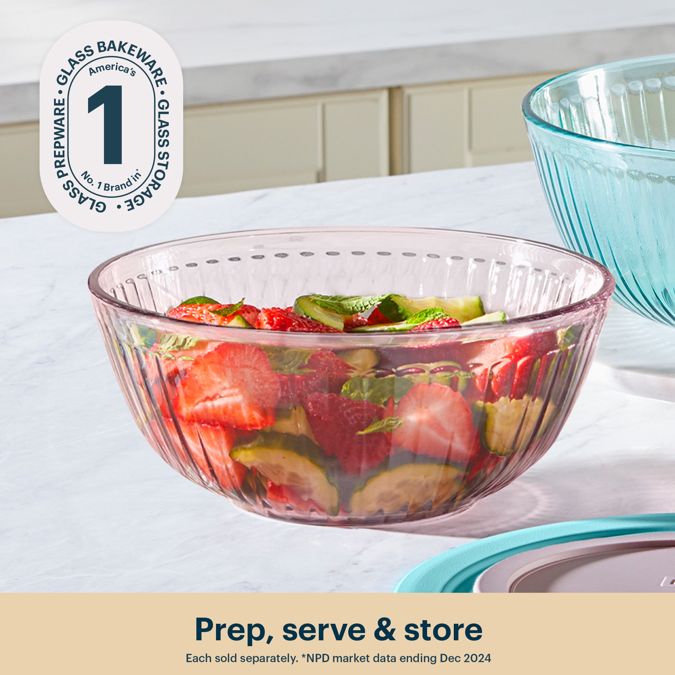 Pyrex® Sculpted Tinted Glass 2.3QT Mixing Bowl with Lid, Pink - 图片 3