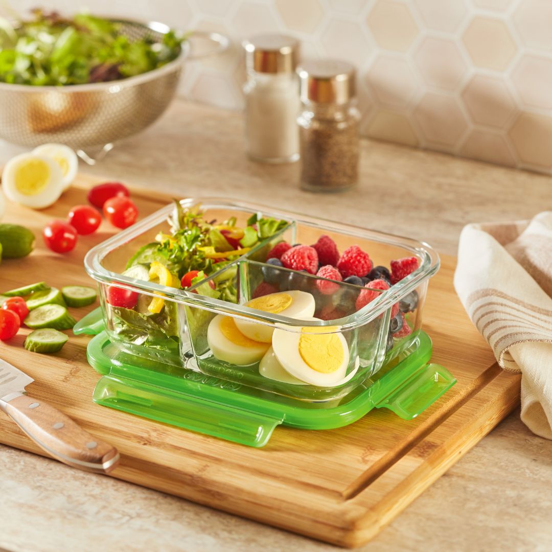 Pyrex® MealBox™ 4-cup Divided Glass Food Storage Container with Green Lid - 图片 2